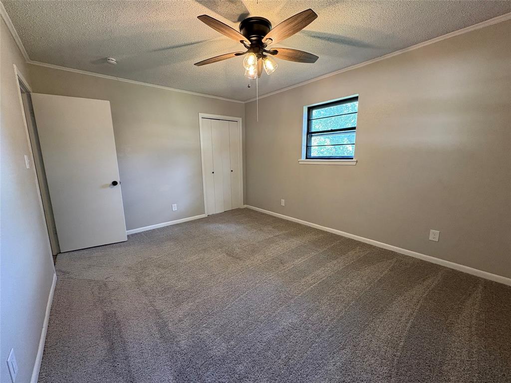 607 S Broad Street Property Photo 8