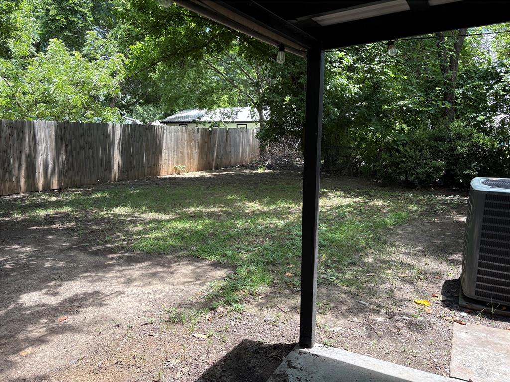 607 S Broad Street Property Photo 21