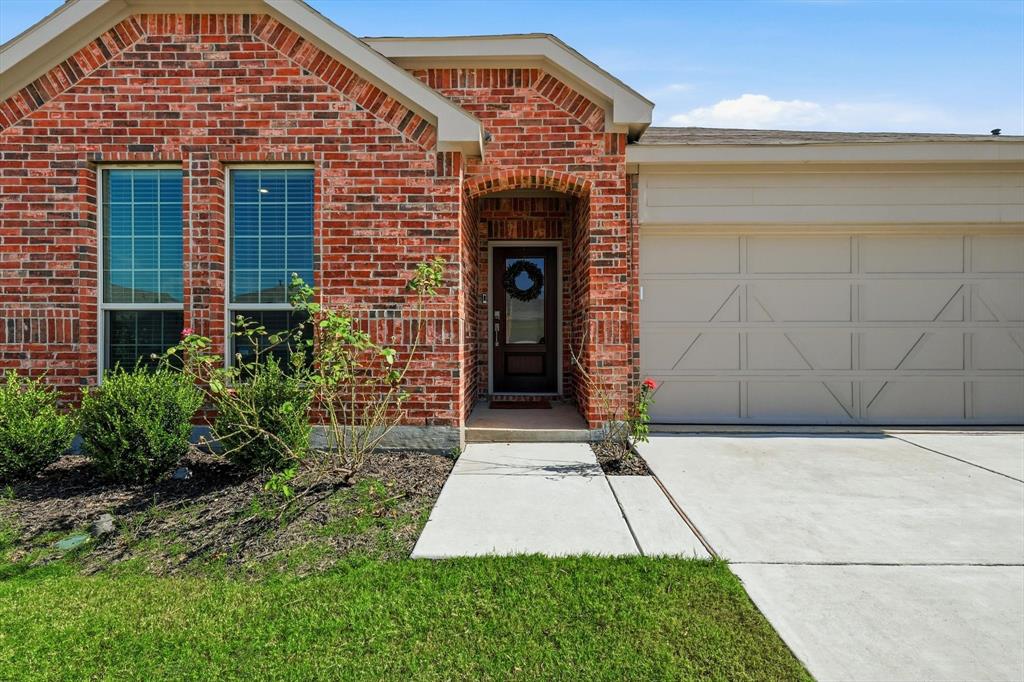 3109 Paruament Drive Property Photo 1