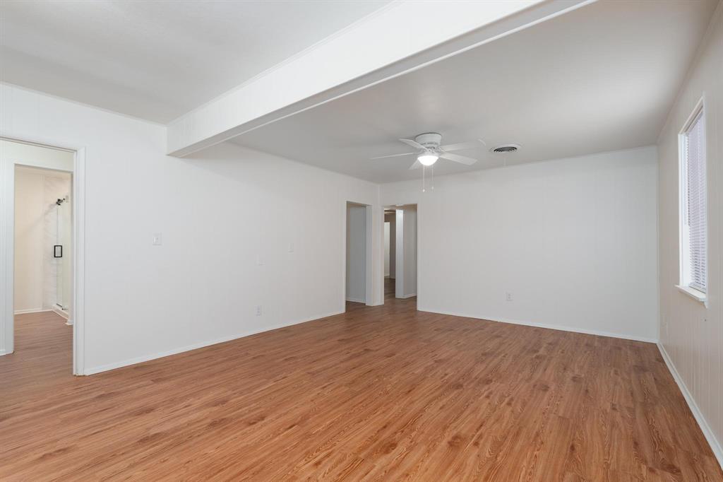 102 S 2nd Street Property Photo 6