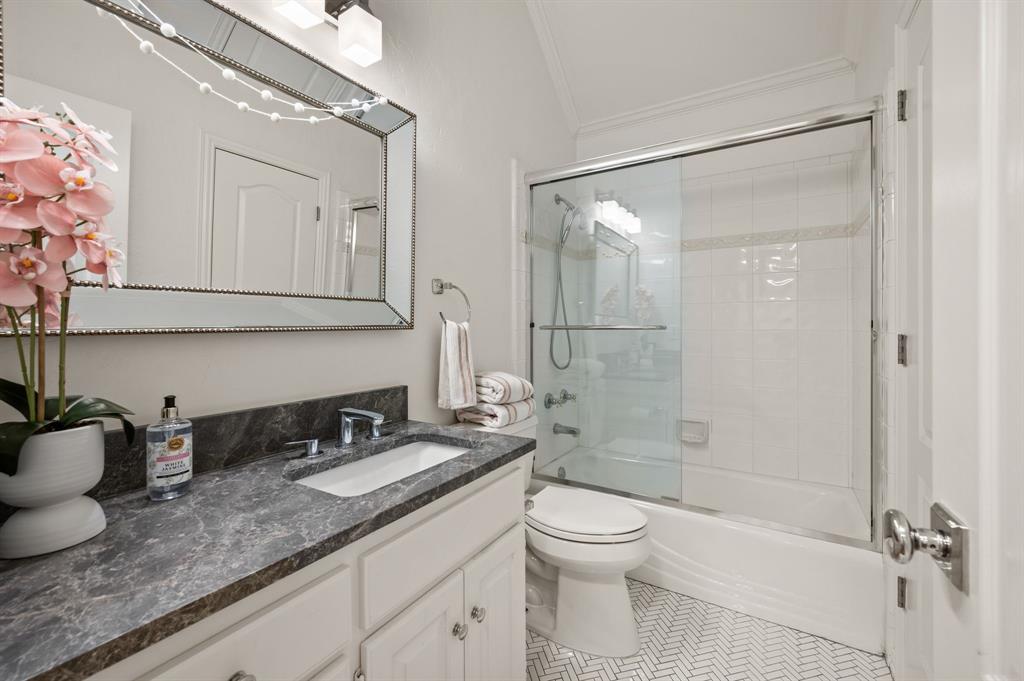 1029 Westover Trail Property Photo 27