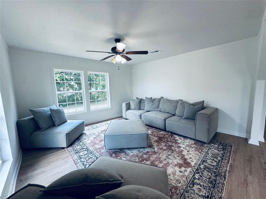 1007 N Lane Street Property Photo 1