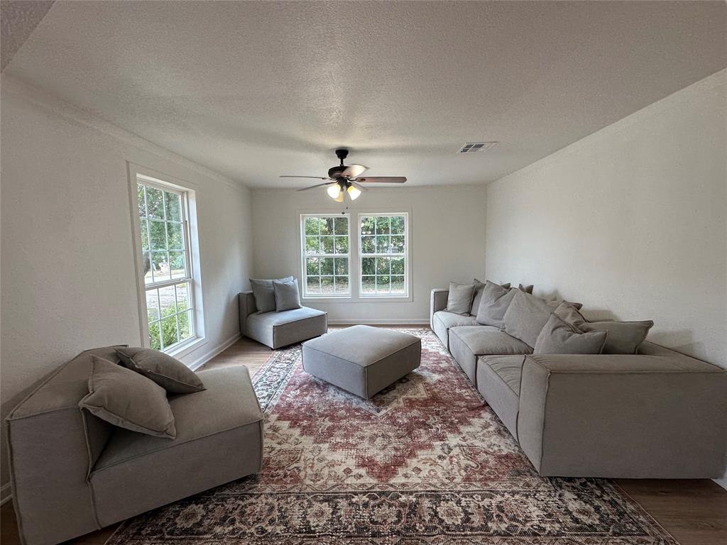 1007 N Lane Street Property Photo 7