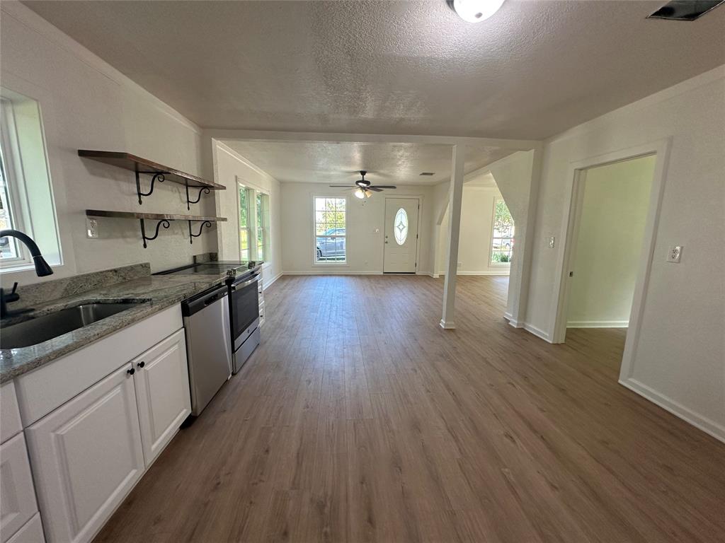1007 N Lane Street Property Photo 9