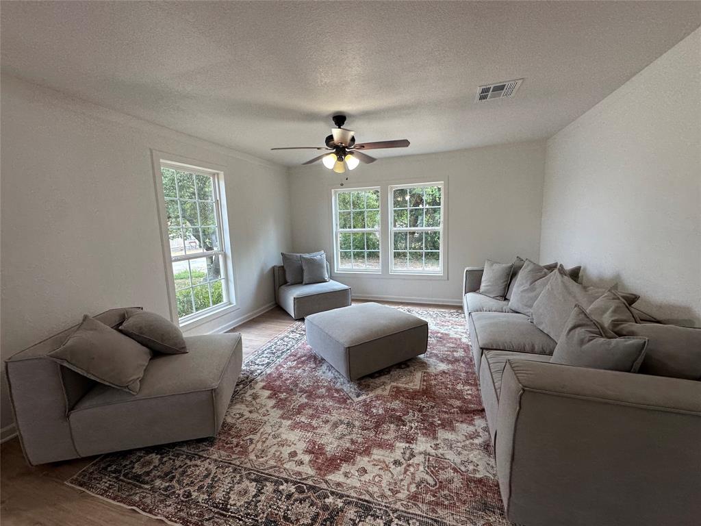 1007 N Lane Street Property Photo 35