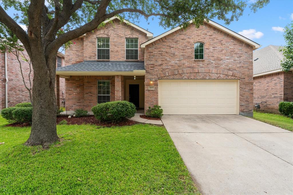 2025 Highland Drive Property Photo 1