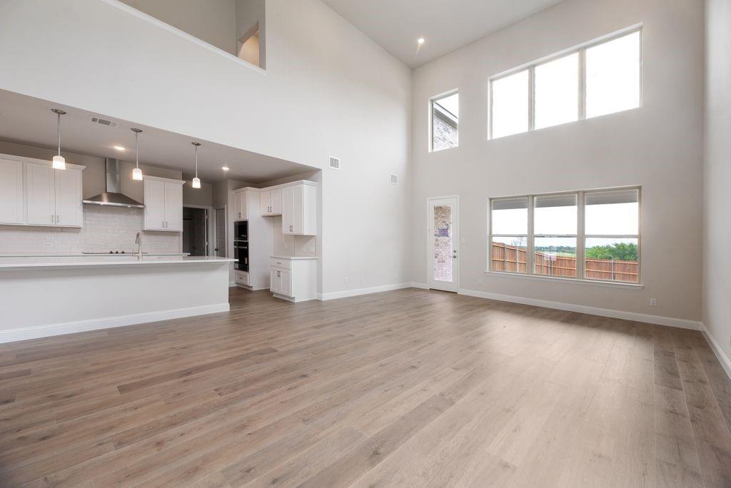 1070 Birdie Street Property Photo 11