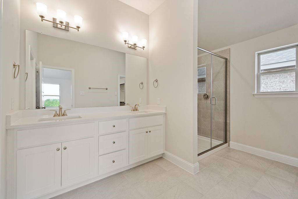 1070 Birdie Street Property Photo 17