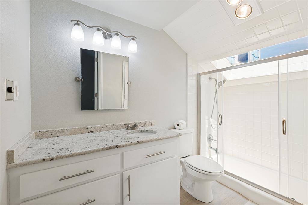 676 Harbor Drive Property Photo 12