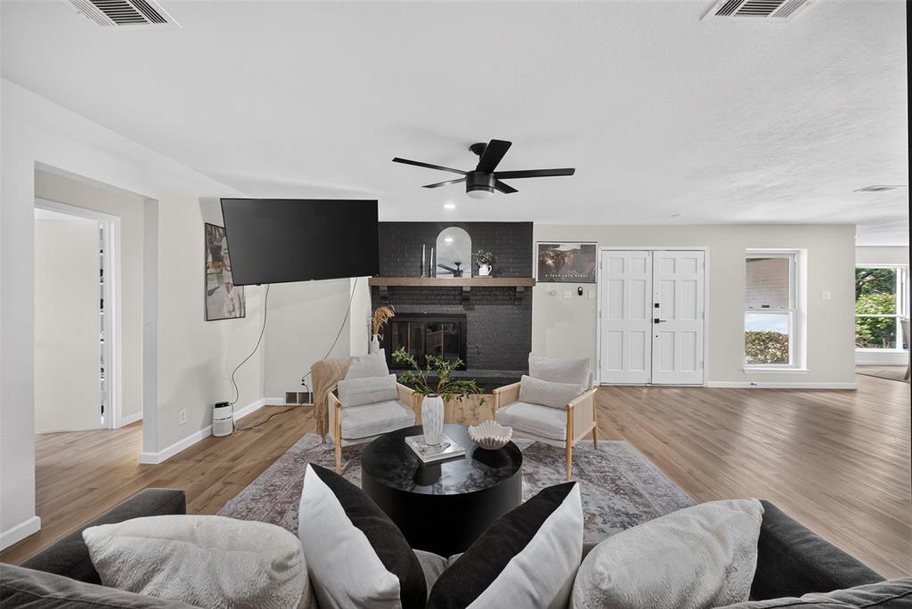 3919 Ridgeoak Way Property Photo 13