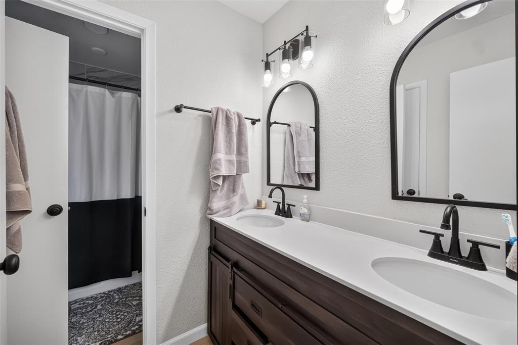 3919 Ridgeoak Way Property Photo 18