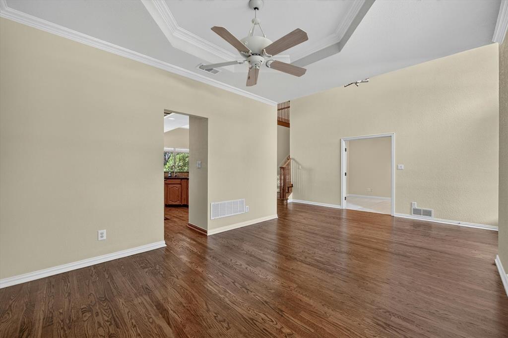 2113 Stevenson Lane Property Photo 3