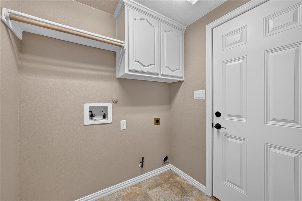 2113 Stevenson Lane Property Photo 26
