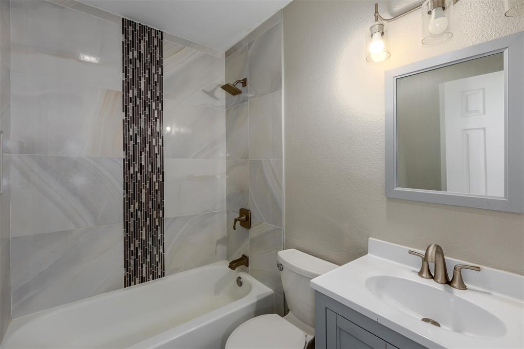 1742 Delaford Drive Property Photo 16