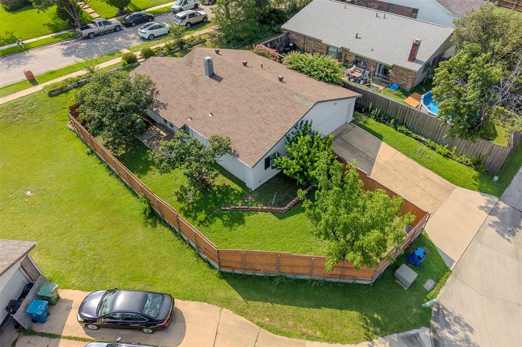1742 Delaford Drive Property Photo 20