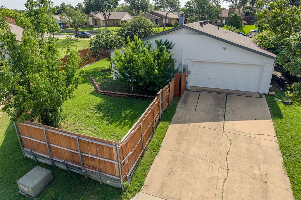 1742 Delaford Drive Property Photo 22