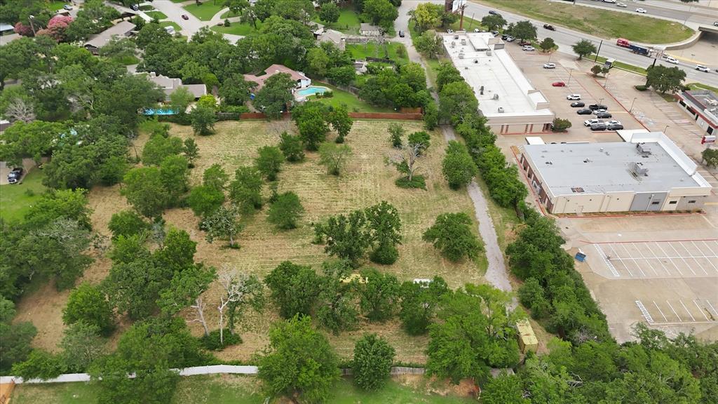 2301 Conway Lane Property Photo 11