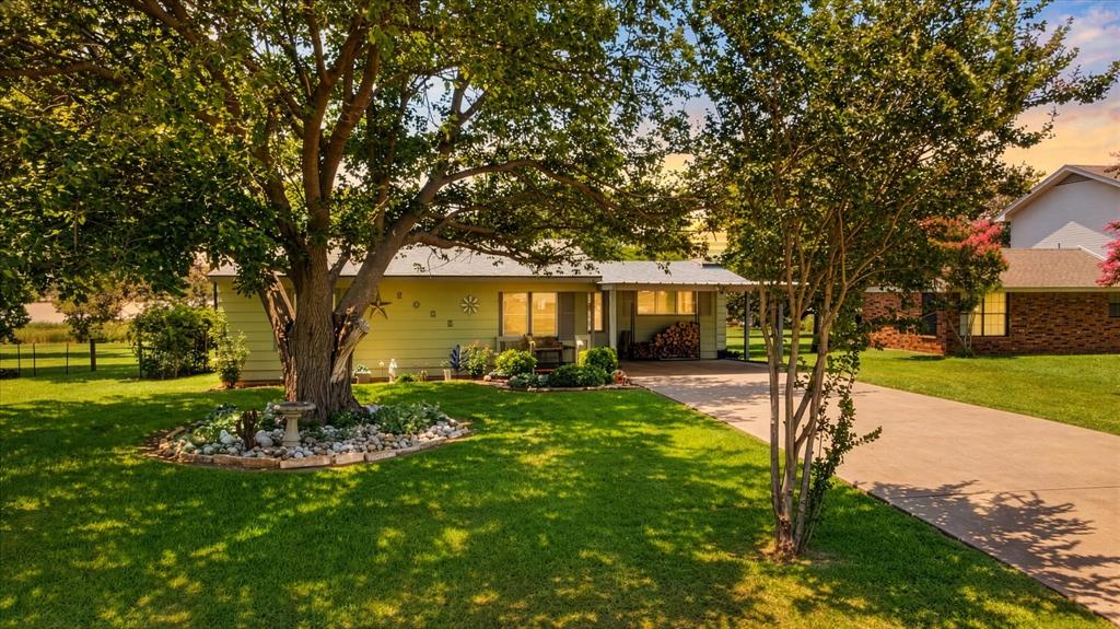 2022 Long Creek Court Property Photo 2