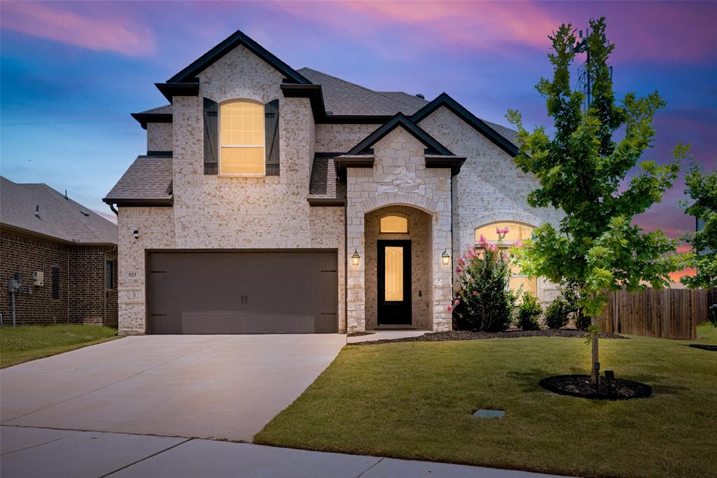 523 William Court