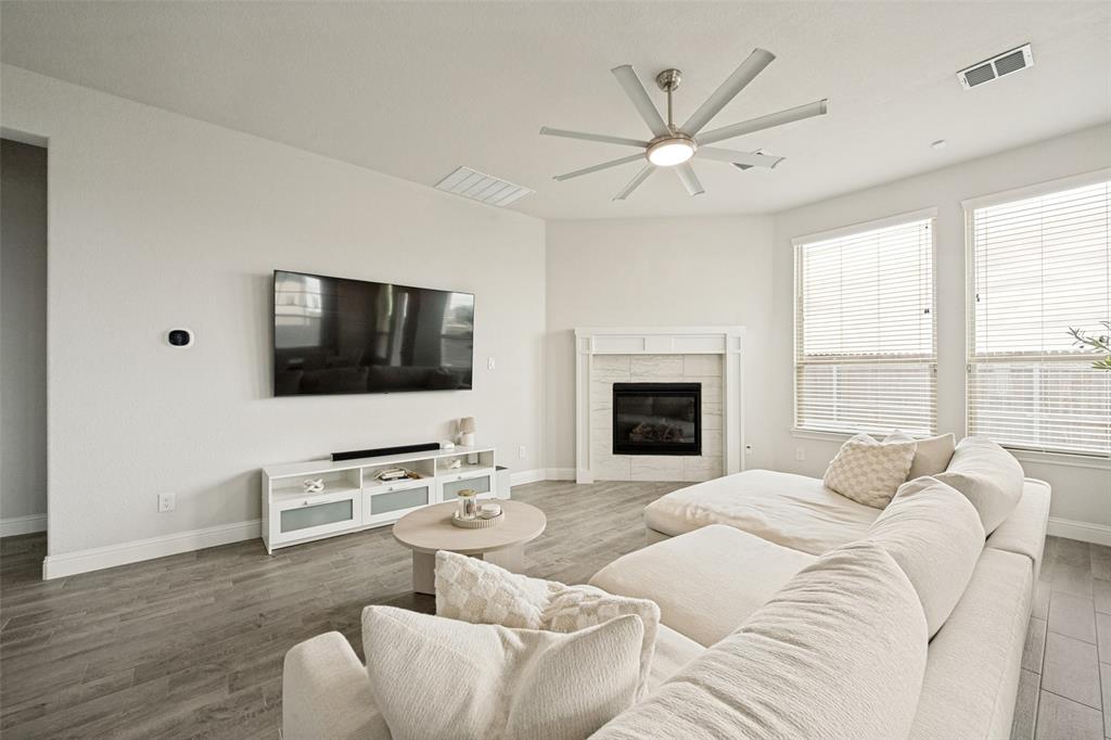 523 William Court Property Photo 6