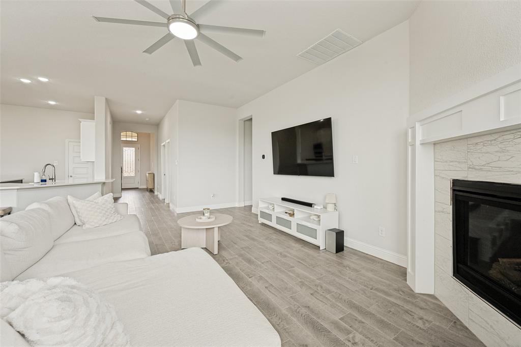 523 William Court Property Photo 10