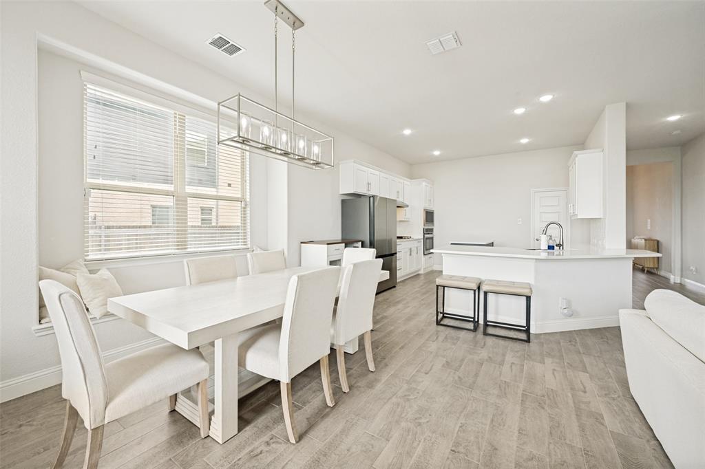 523 William Court Property Photo 12