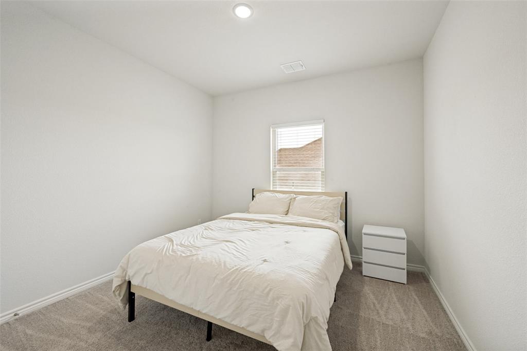 523 William Court Property Photo 27