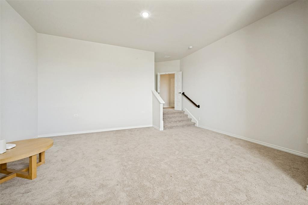 523 William Court Property Photo 33