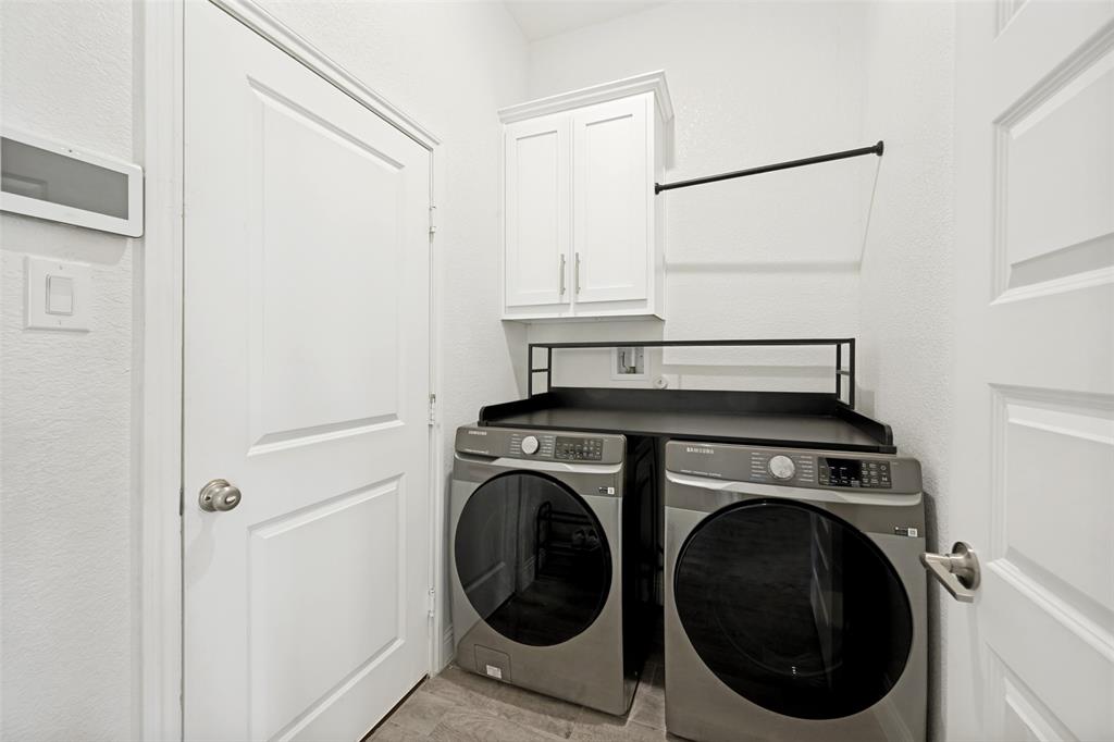 523 William Court Property Photo 34
