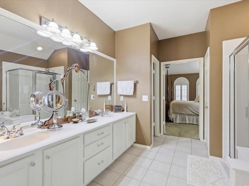4145 Shores Court Property Photo 21
