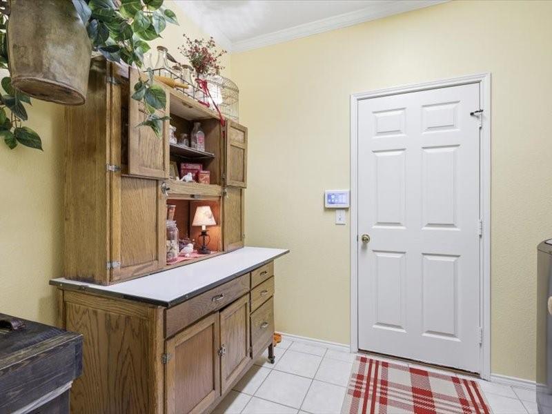 4145 Shores Court Property Photo 23