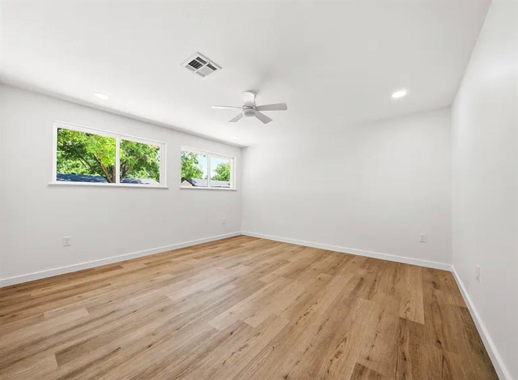 616 E Moonlight Drive Property Photo 14