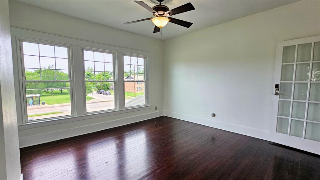 5126 Columbia Avenue Property Photo 29