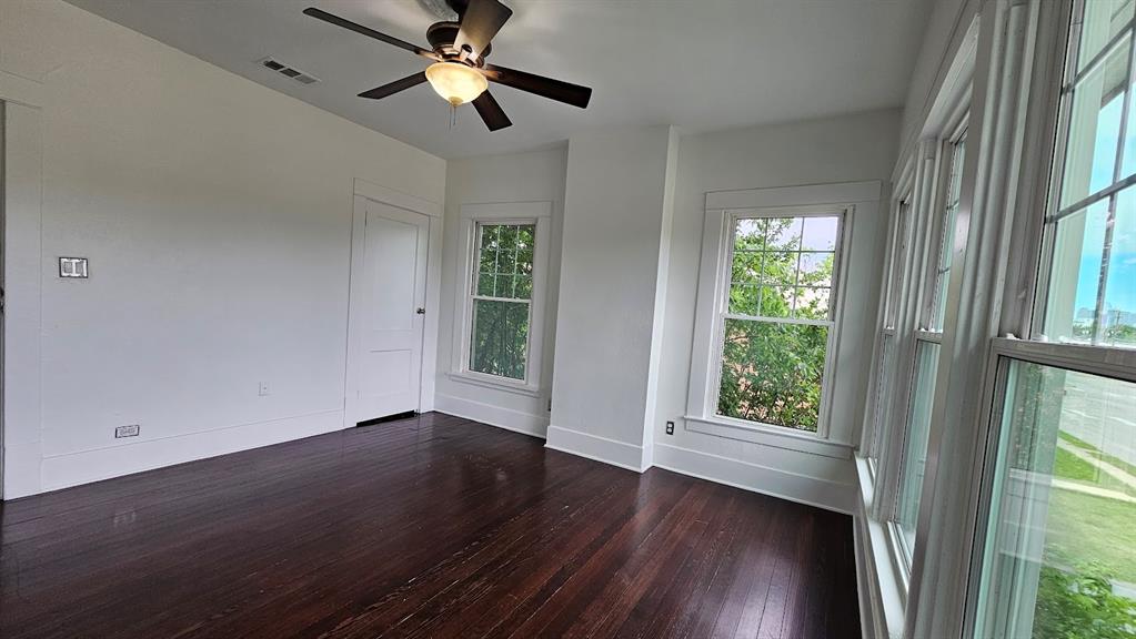 5126 Columbia Avenue Property Photo 30