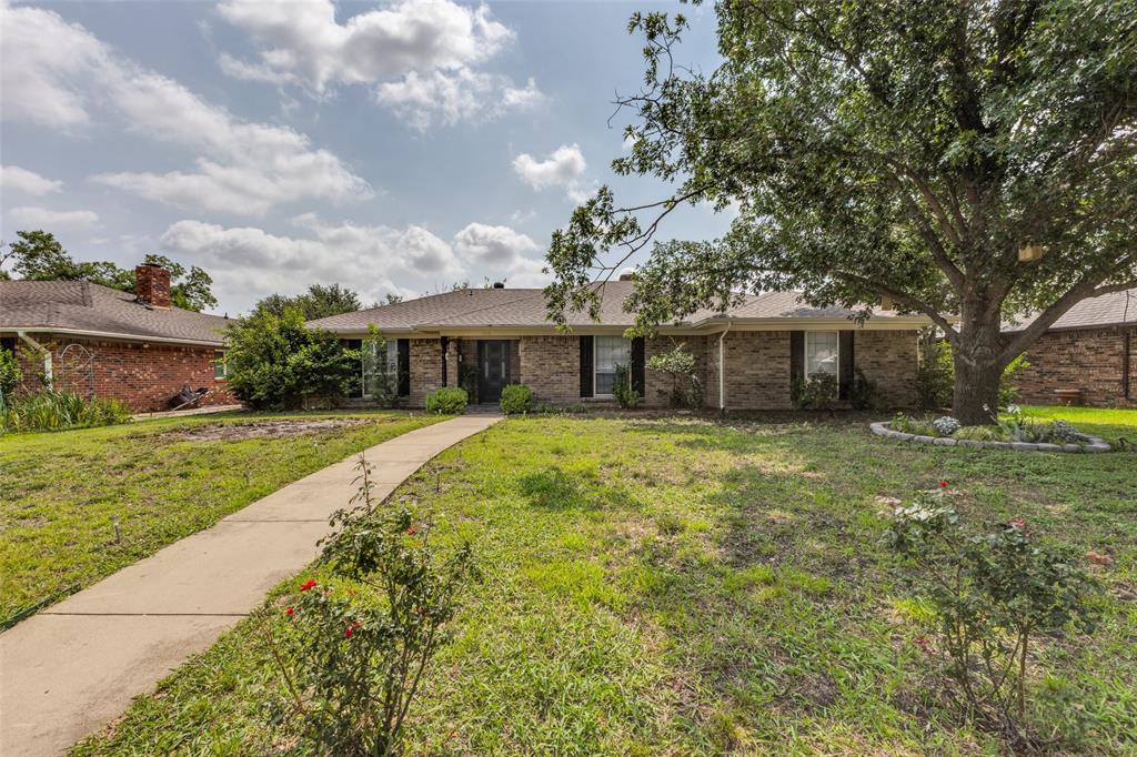 705 S Grove Road Property Photo 1