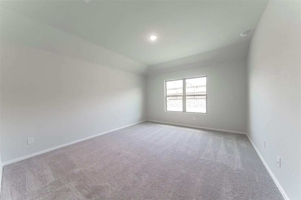 540 Brook View Drive Property Photo 8