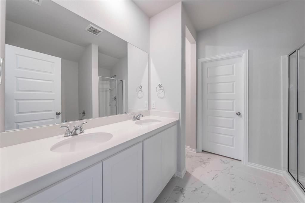 540 Brook View Drive Property Photo 10