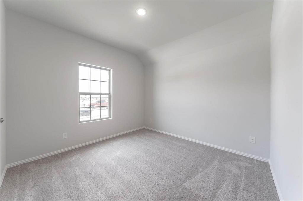 540 Brook View Drive Property Photo 12