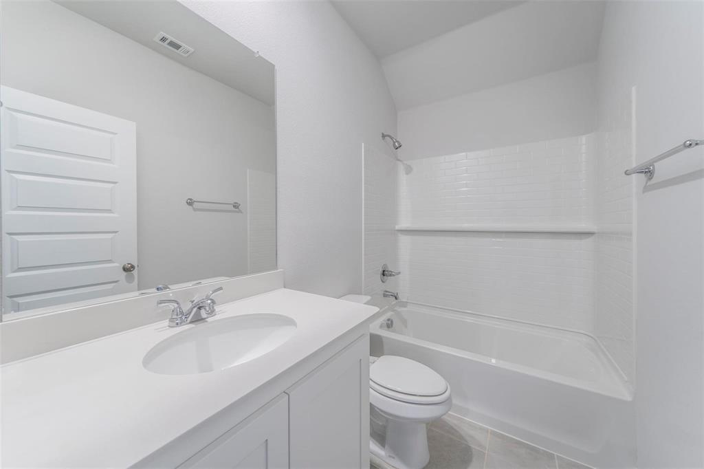 540 Brook View Drive Property Photo 14