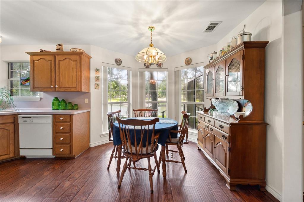 280 Shadow Oaks Drive Property Photo 15