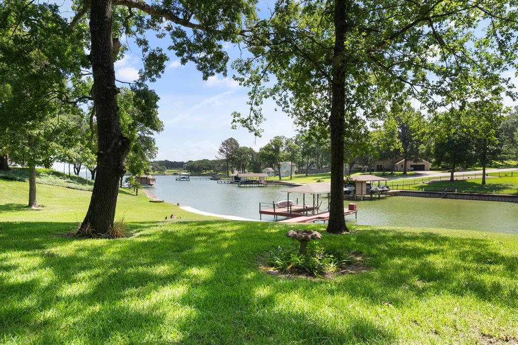 280 Shadow Oaks Drive Property Photo 31