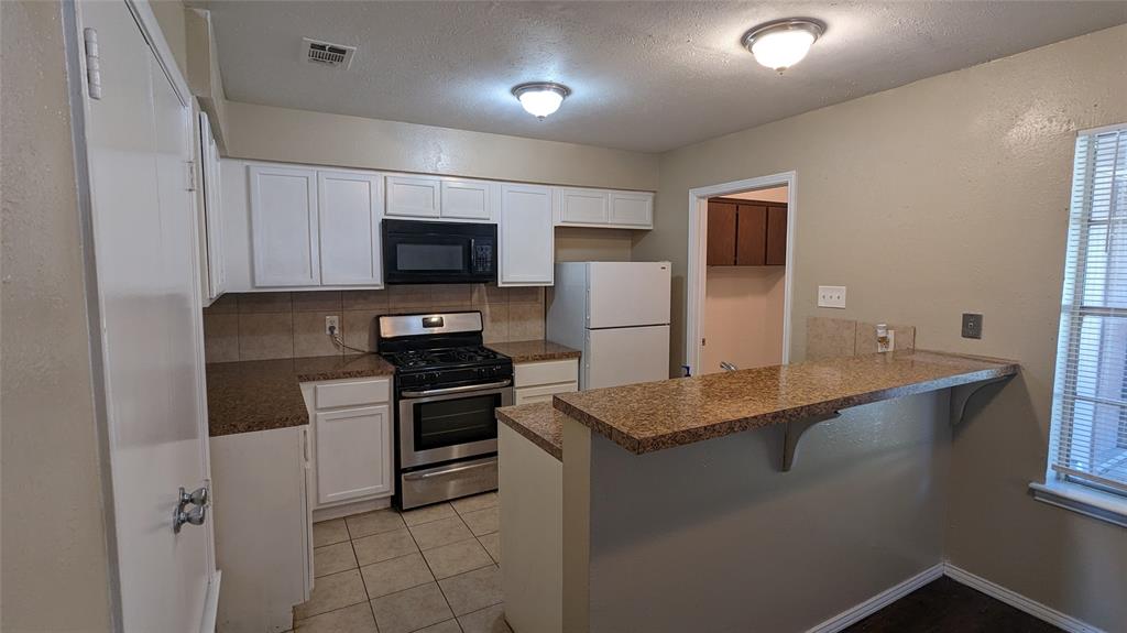 1434 Deborah Avenue Property Photo 5