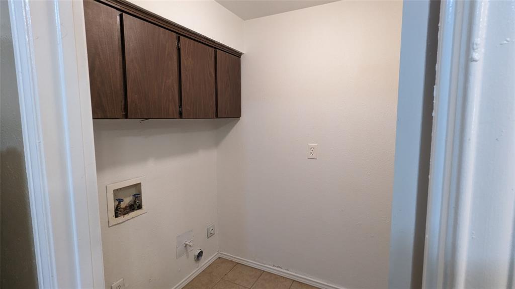 1434 Deborah Avenue Property Photo 9