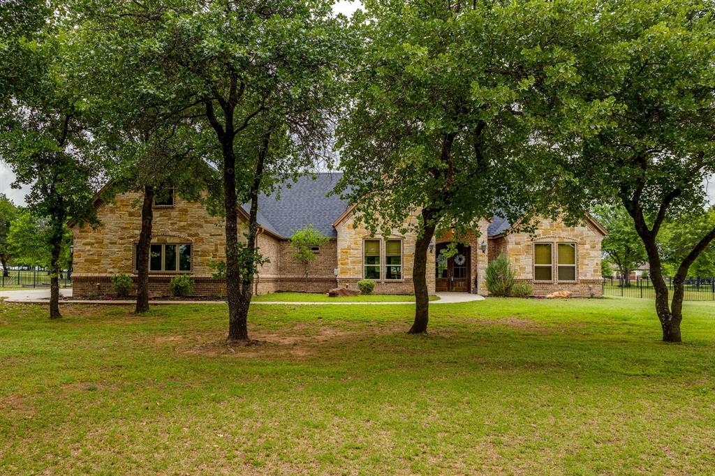 106 Treeline Court Property Photo 1