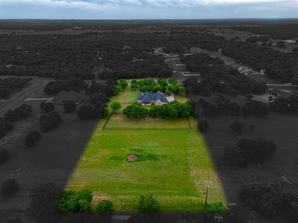 106 Treeline Court Property Photo 3