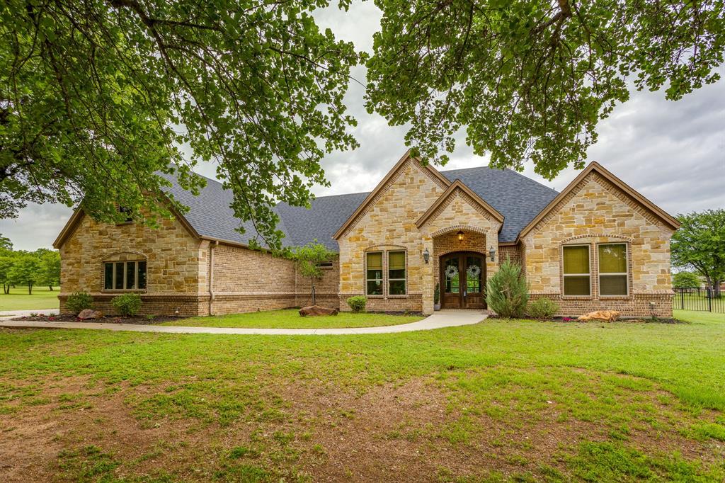 106 Treeline Court Property Photo 6