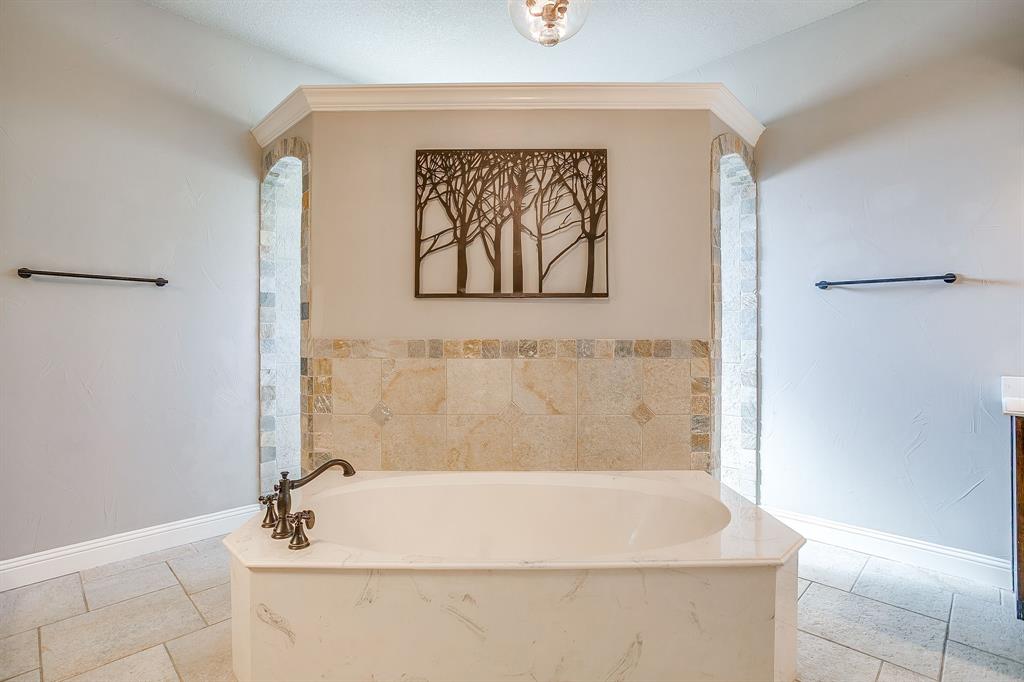 106 Treeline Court Property Photo 24