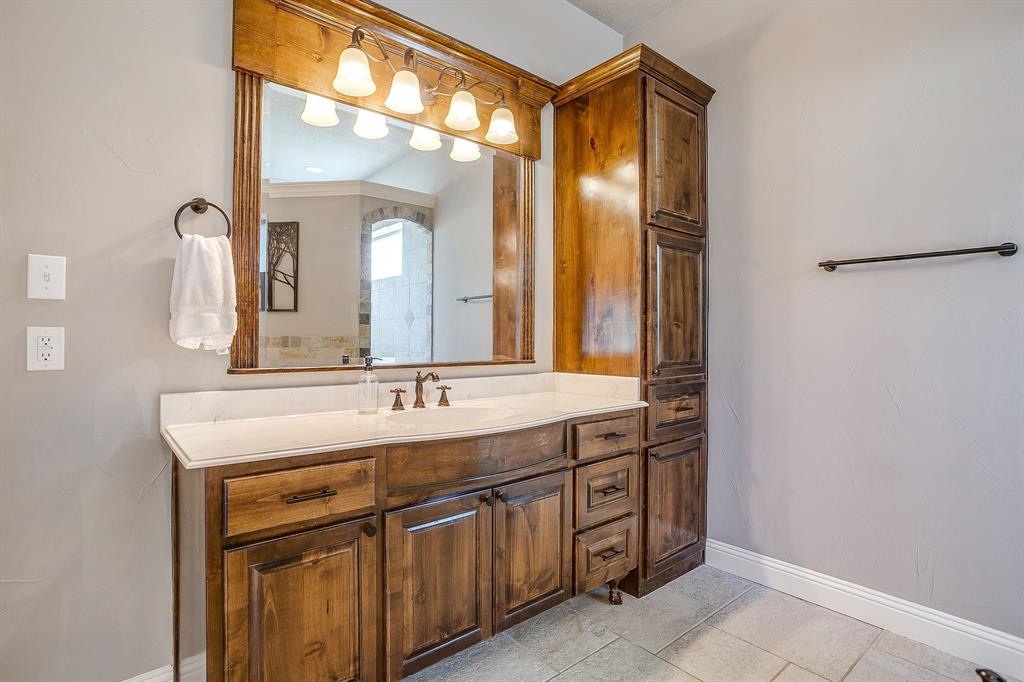 106 Treeline Court Property Photo 25