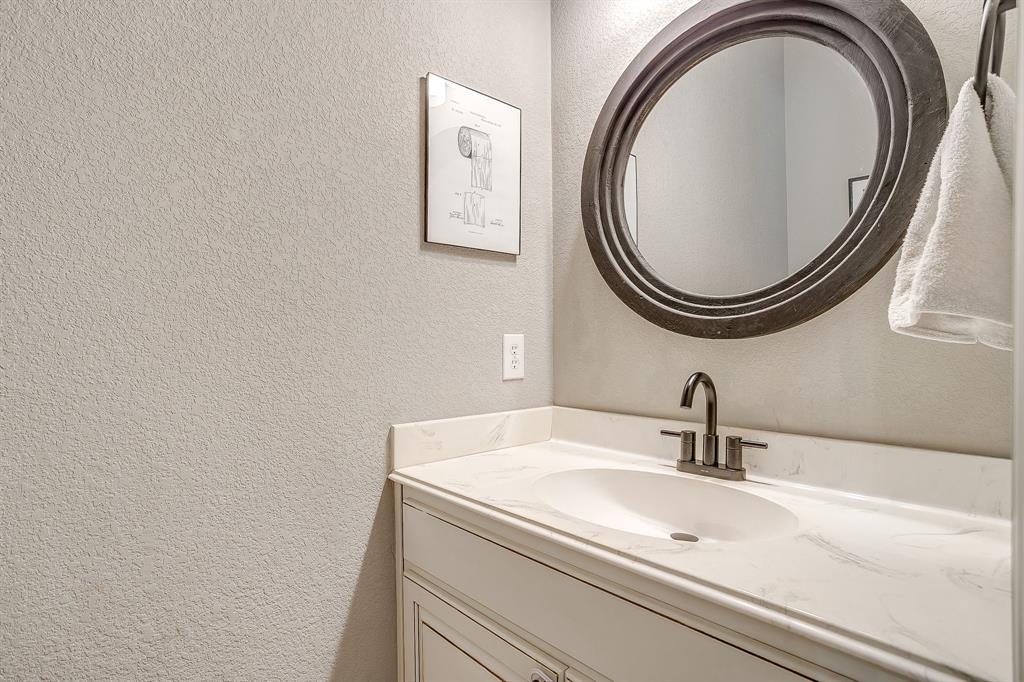 106 Treeline Court Property Photo 34