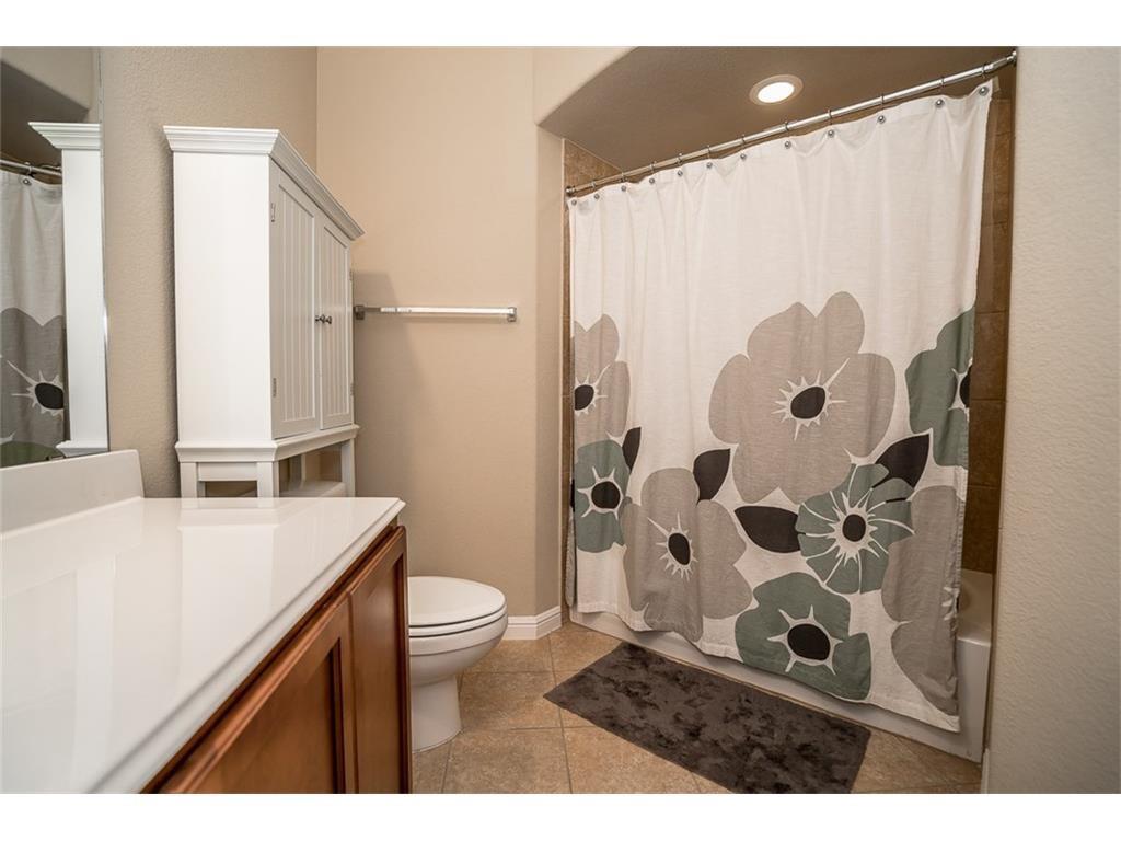 1405 Nightingale Drive Property Photo 4